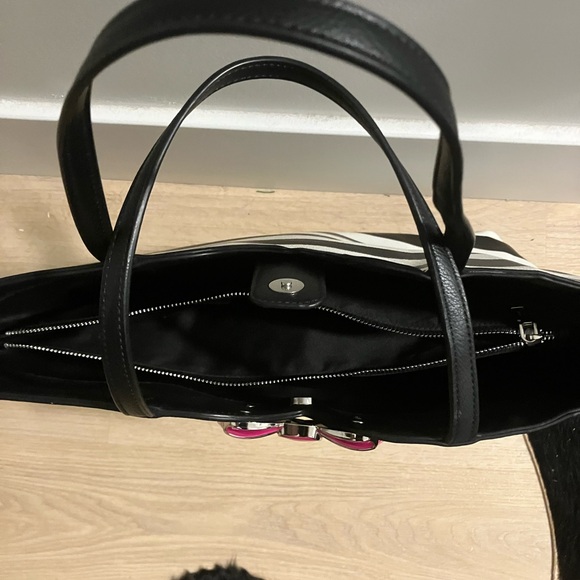 Betsey Johnson Black and White Striped Tote Bag with Pink Bow - Picture 3 of 4